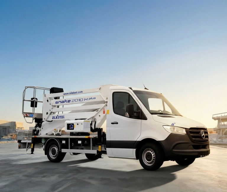 Equipements - C Distribution - Concessionnaire Zoomlion Rhône Alpes Equipements de travaux publics avec un ciel bleu en arrière-plan.